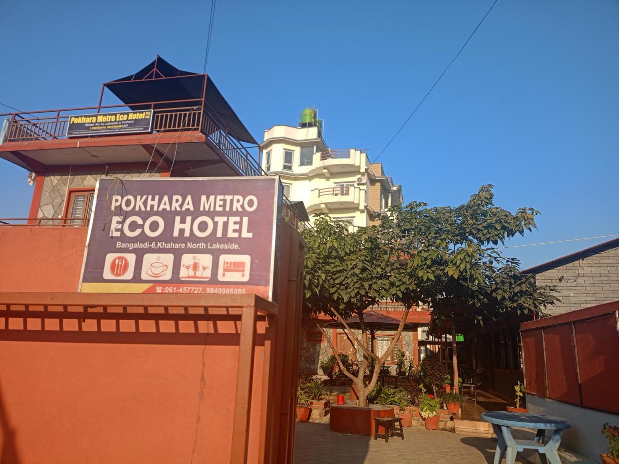 Pokhara Metro Eco Hotel Esterno foto