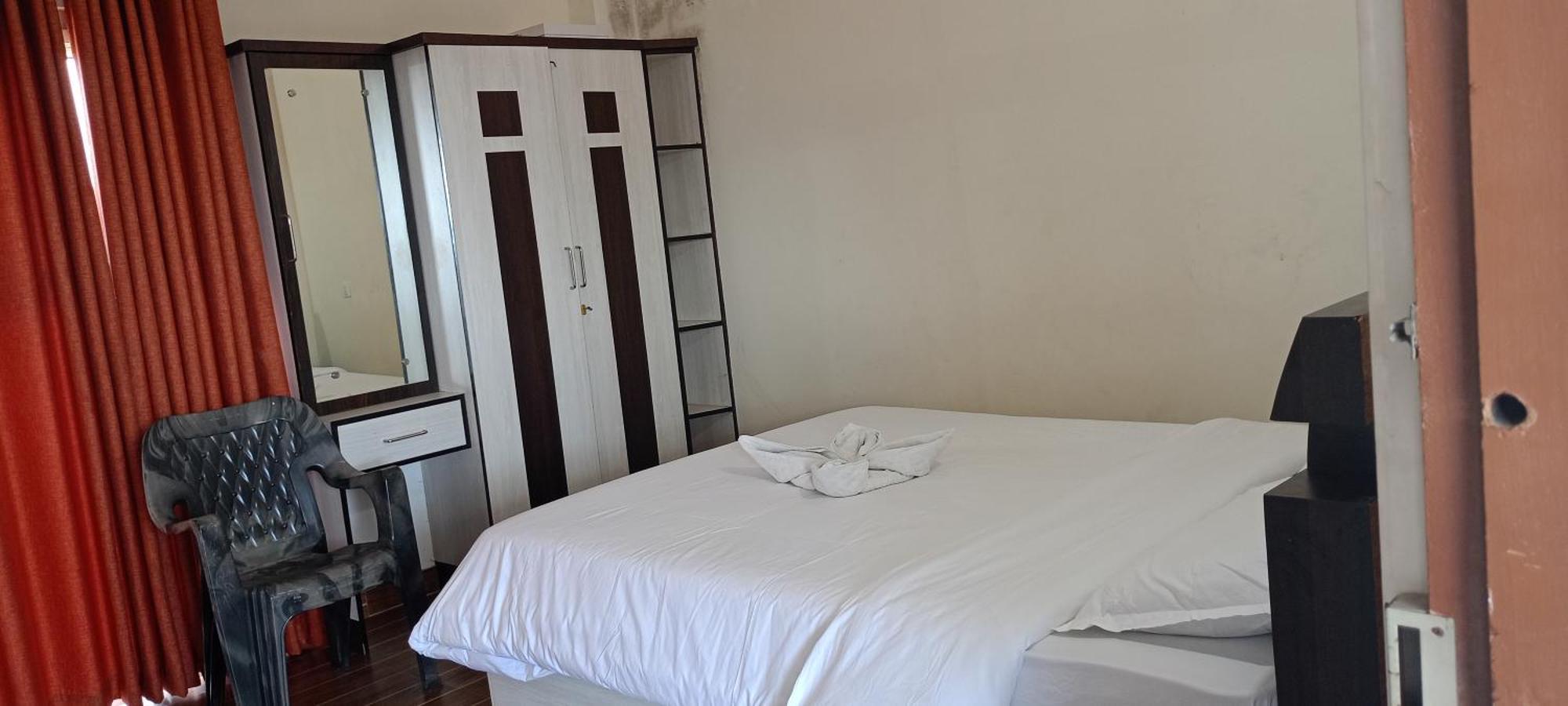 Pokhara Metro Eco Hotel Esterno foto