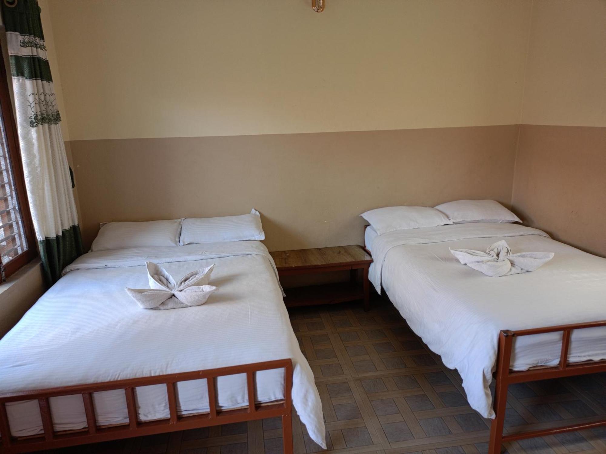 Pokhara Metro Eco Hotel Esterno foto
