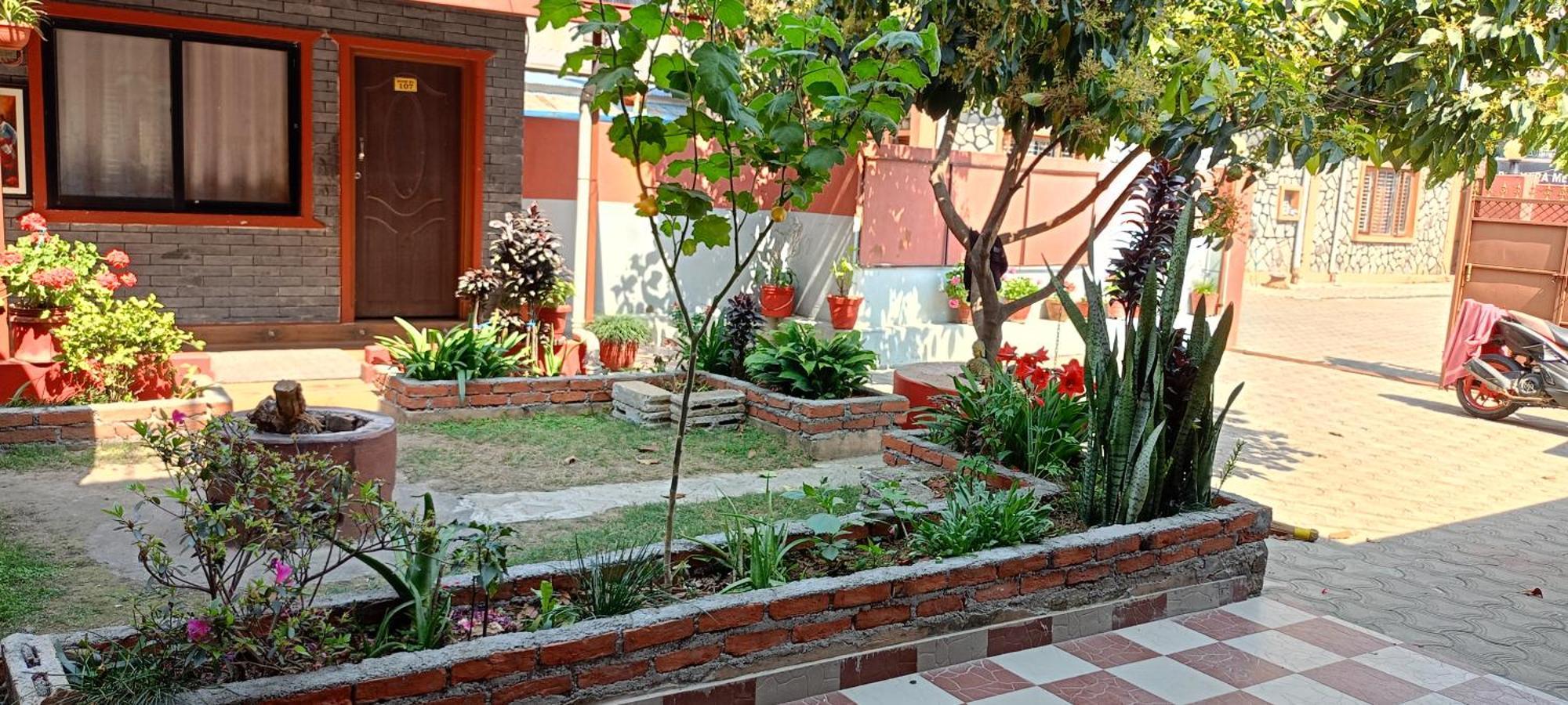 Pokhara Metro Eco Hotel Esterno foto